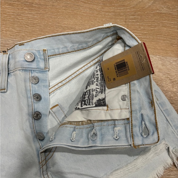 NWT Levi's 501 Blue Jean Shorts- Distressed High-Waisted - Picture 3 of 4